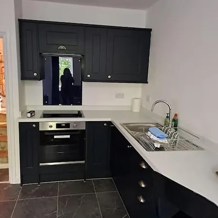 The Old Workshop At Hollins וויטבי