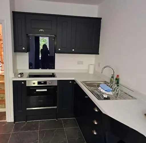 The Old Workshop At Hollins 惠特比